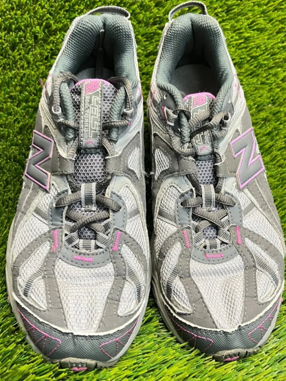 New Balance 411V2 Womens Size 8 Gray Black Pink Athletic Running Shoes Sneakers
